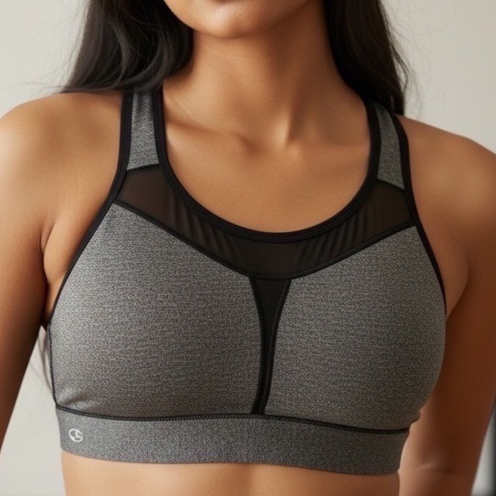✨Champion Sports Bra Gray and Black Sz 34DD Gym Workout Med Support Compression